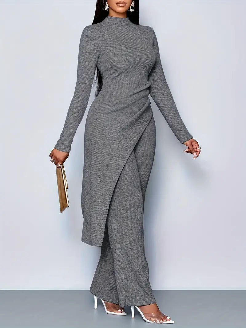 طقم شتوي أنيق من قطعتين للنساء – قماش بولار دافئ بتصميم عصري ومريح