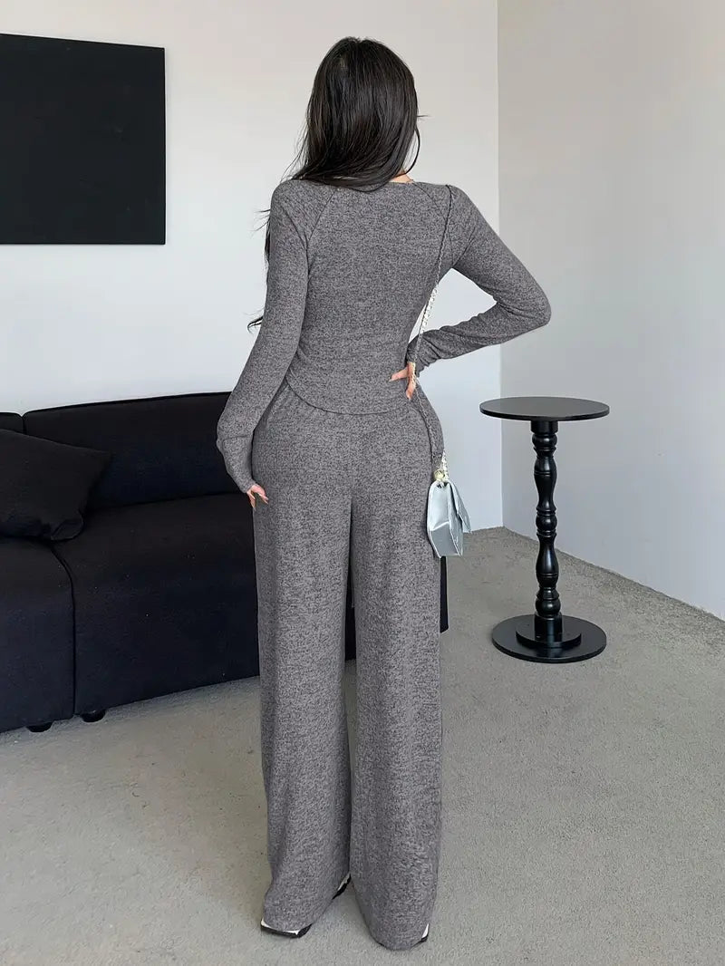 جمبسوت نسائي شتوي مريح بأكمام طويلة وجيوب – تصميم عصري ولون موحد أنيق