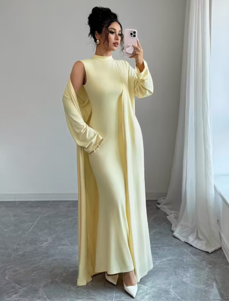 فستان ماكسي بدون أكمام ورقبة عالية + كارديجان بأكمام طويلة متناسق