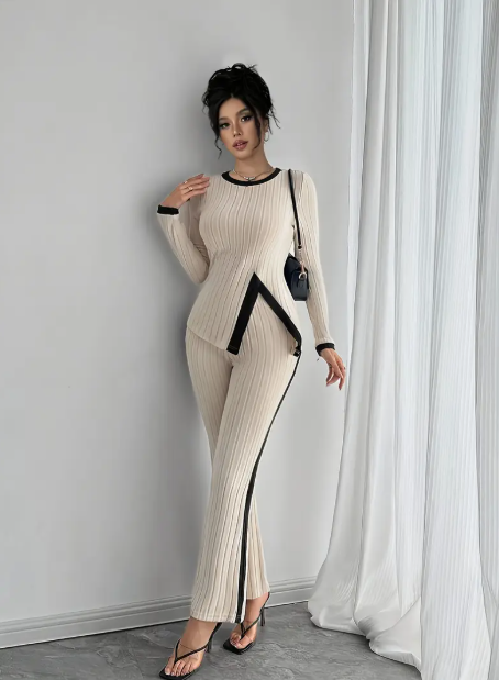 اونصومبل نسائي طويل الأكمام، بدلة من قطعتين