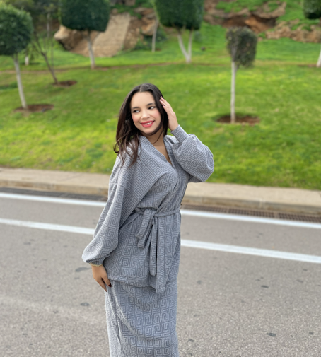 طقم الأناقة العصرية بحزام – لون رمادي